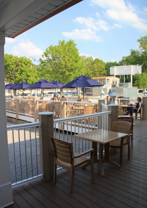 Lake Front Hotel image 15
